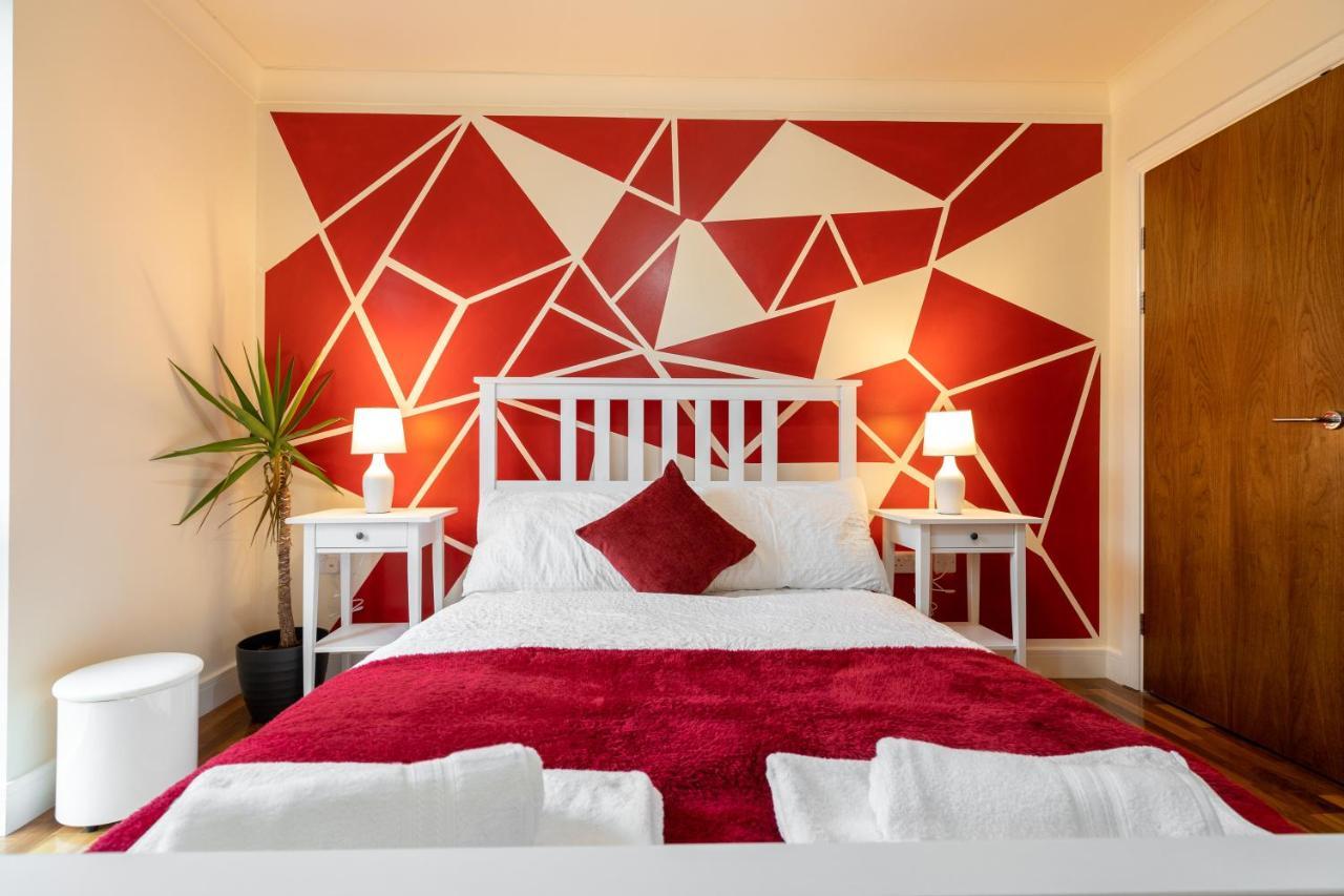 Avril Serviced Apartment Бирмингем Экстерьер фото