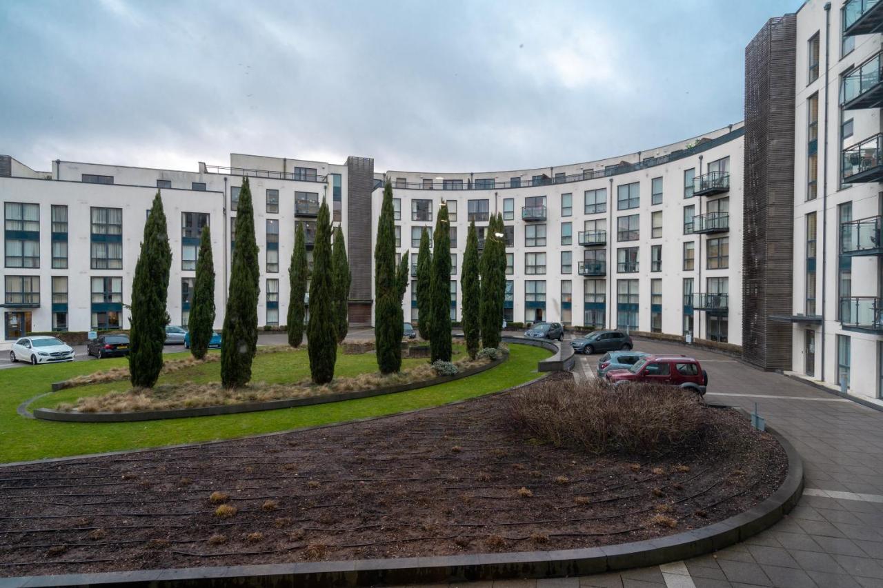 Avril Serviced Apartment Бирмингем Экстерьер фото